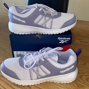BNWT Reebok road supreme